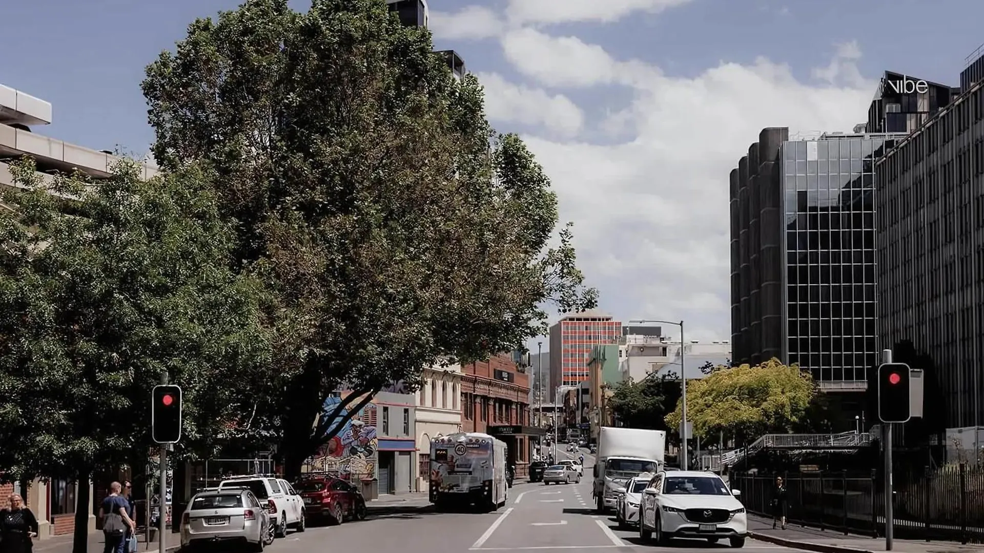 Inner-City 2 Bedroom Apartment - Perfectly Located Hobart